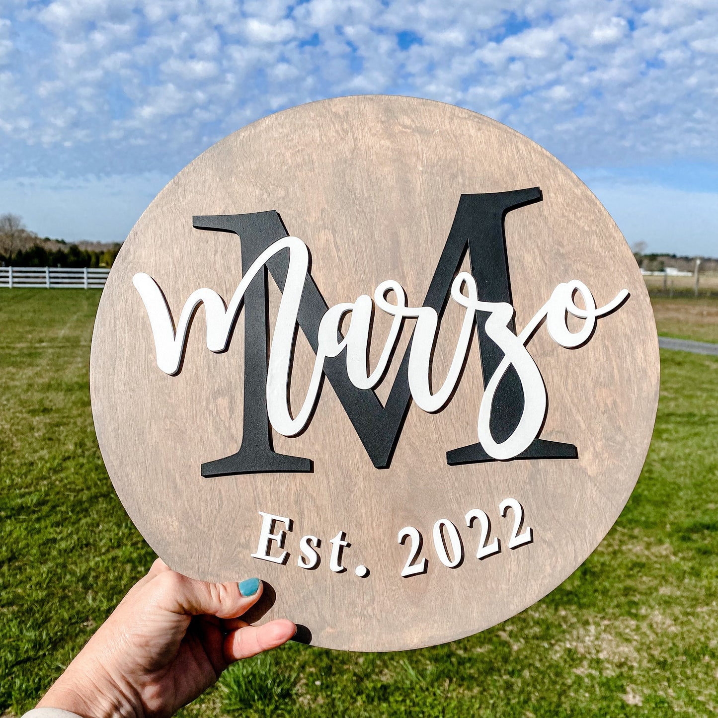 Personalized Family Name Round Wood Sign, Established Year, Last Name Sign, Housewarming Gift,  Personalized Family Wood Sign, Wedding Gift,