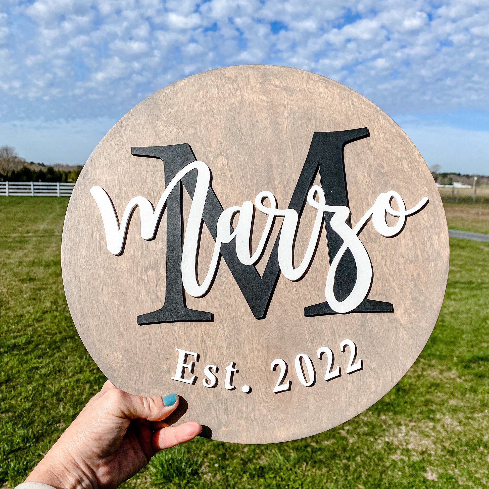 Personalized Family Name Round Wood Sign, Established Year Sign, Last Name Sign, Family Gift, Custom Family Wood Sign, Wedding Gift,