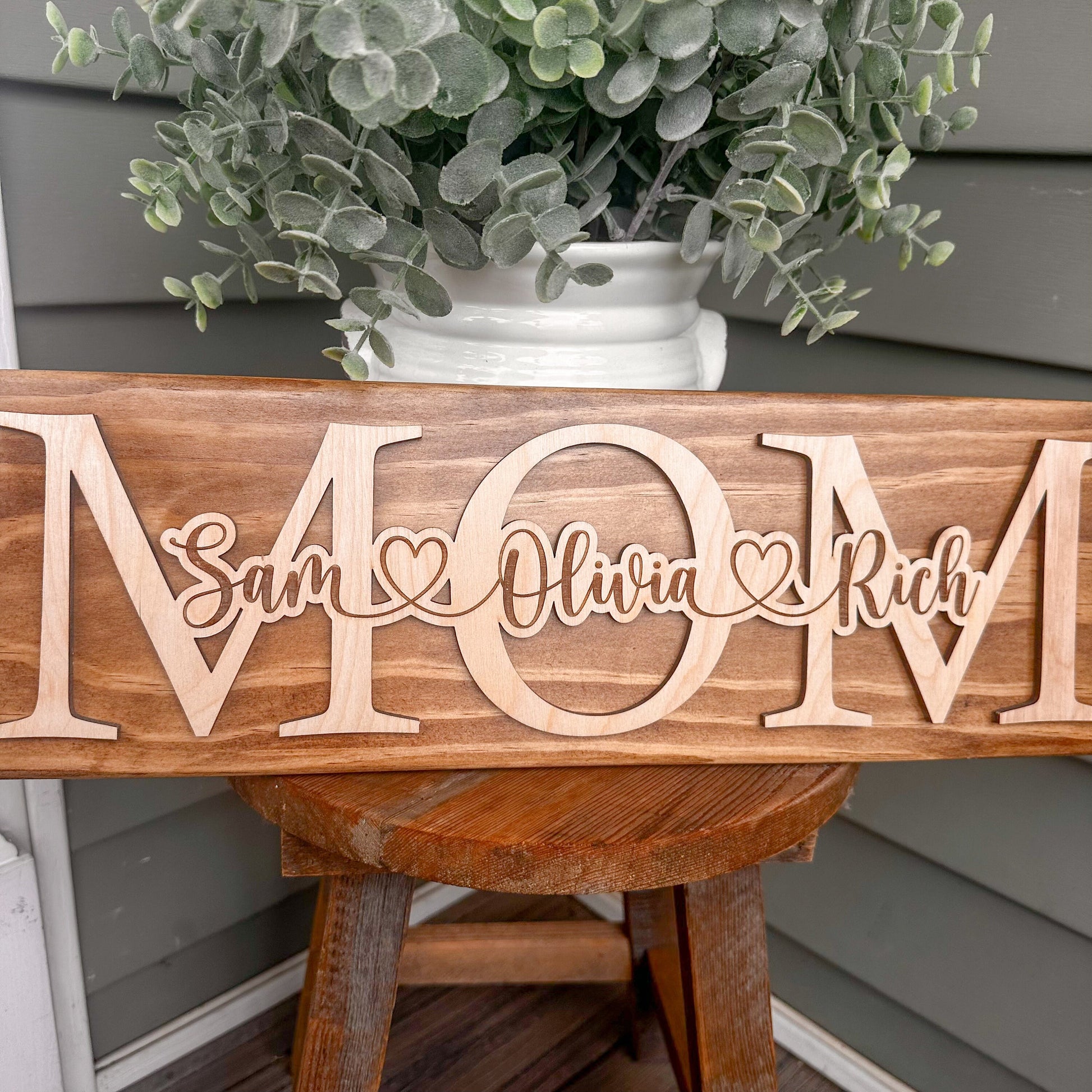 Personalized Mothers Day Gift, Sign for Mom, Gift for Mom, Grandma Gift for Kids, Birthday Gift for Mom or Grammy, Rustic Wood Sign for Mom