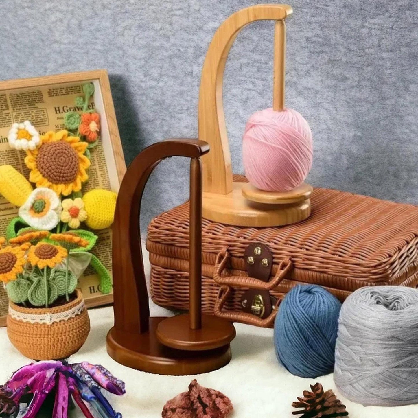 Custom Magnetic Yarn Ball Holder,Wooden Yarn Feeder for Knitting&Crochet,Rotating Yarn Stand,Gift for Knitters Crocheters,Yarn Winders