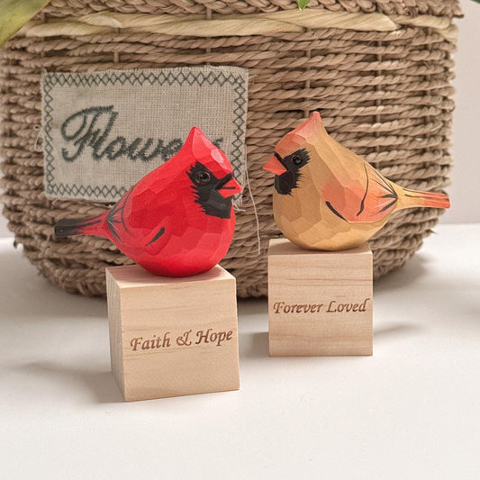 Hand-Carved Painted Wooden Birds Figurine,Personalized Rustic Wood Bird Ornament,Nature-Inspired Decor,Gift for Bird Lovers