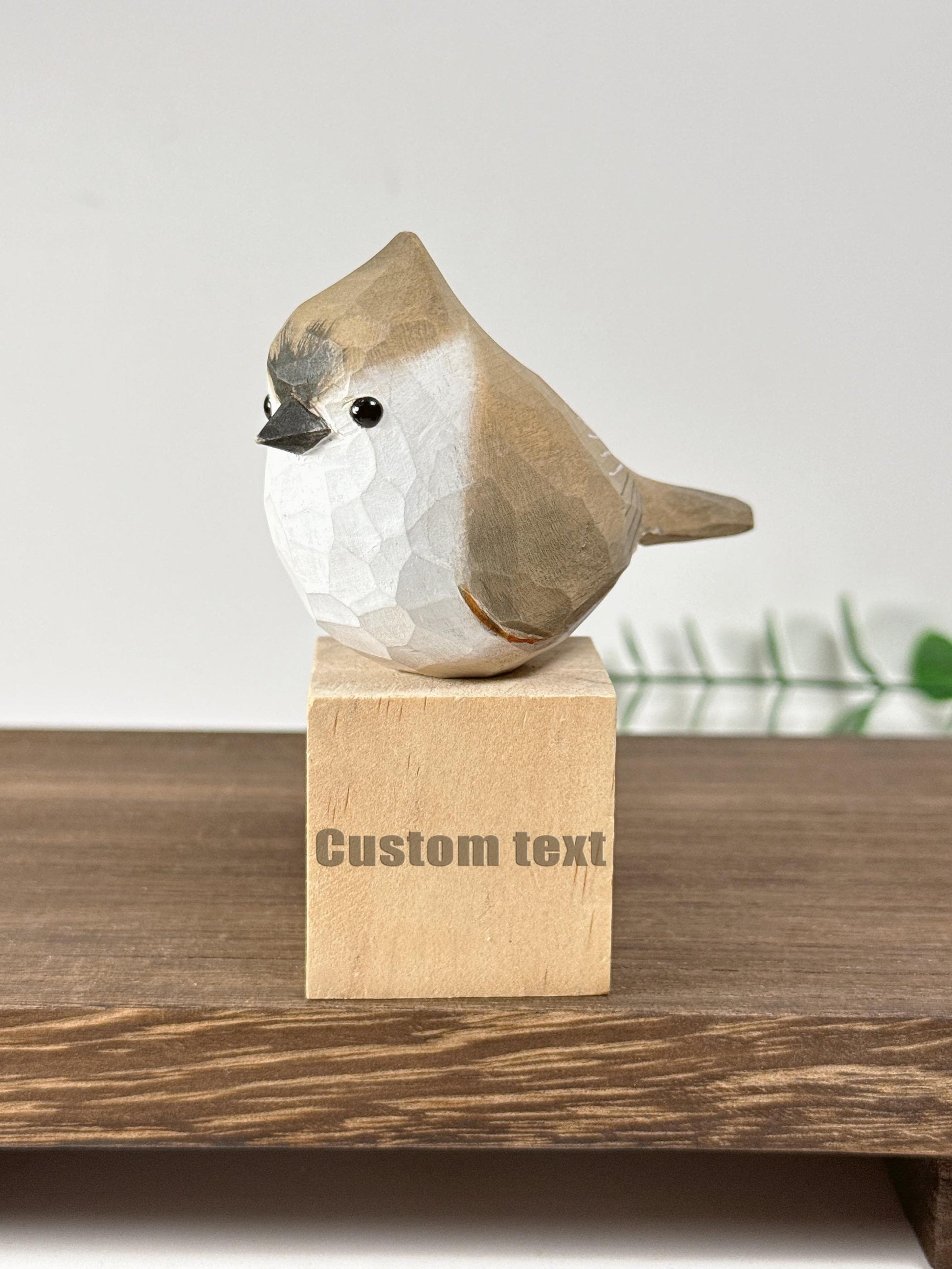 Hand-Carved Wooden Bird Sculpture - Gift for Bird Lovers, Valentine's Gift, Desk Decor, Wood Robin Bird Ornament, Hand-Carved Bird Figurine