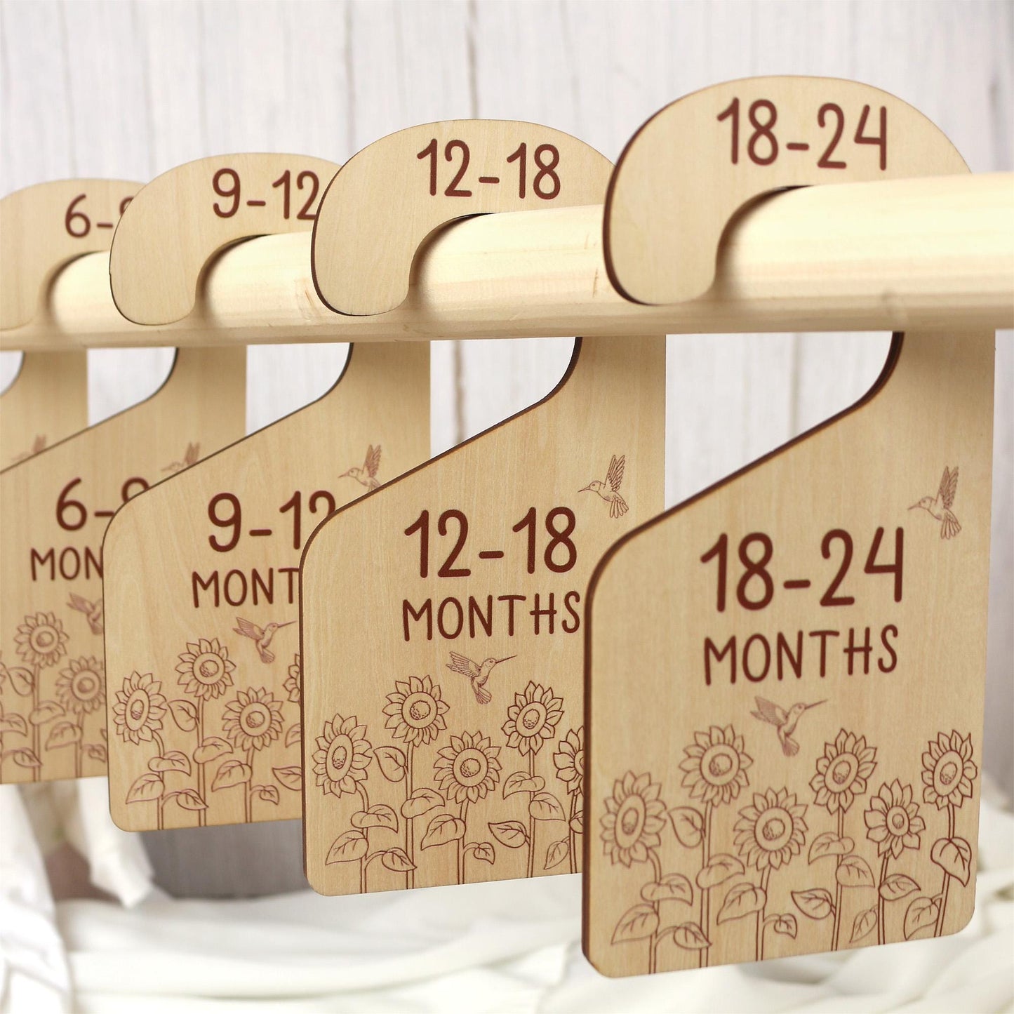 Baby Closet Dividers, Sunflower and Hummingbird Baby Clothes Dividers, Baby Clothes Organisation, Infant Clothes Hangers, Baby Shower Gift