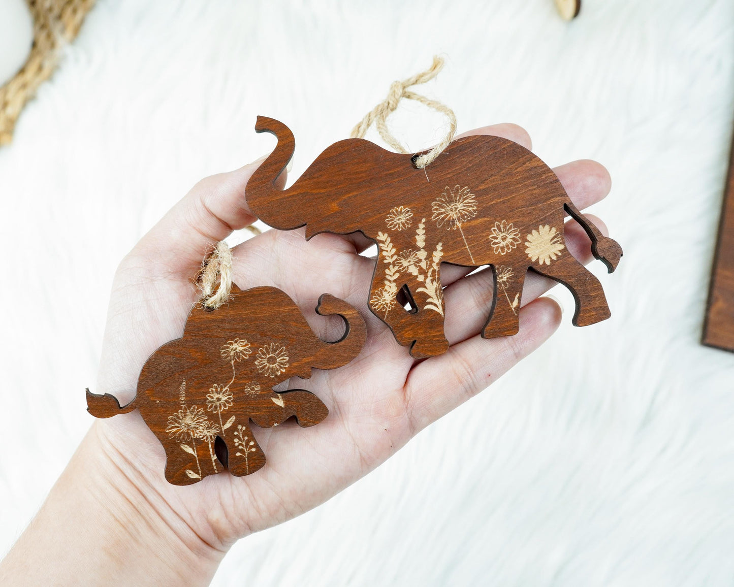 Mother Elephant Wood Sign Mother's Day Gift , Gift for Mom Personalized Custom Decor, Gifts For Mom, Gift for Grandma, Name Family Wood Sign