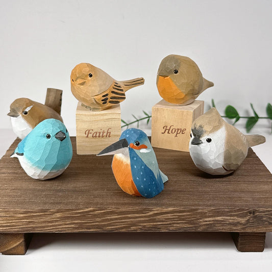 Hand-Carved Wooden Bird Sculpture - Gift for Bird Lovers, Valentine's Gift, Desk Decor, Wood Robin Bird Ornament, Hand-Carved Bird Figurine