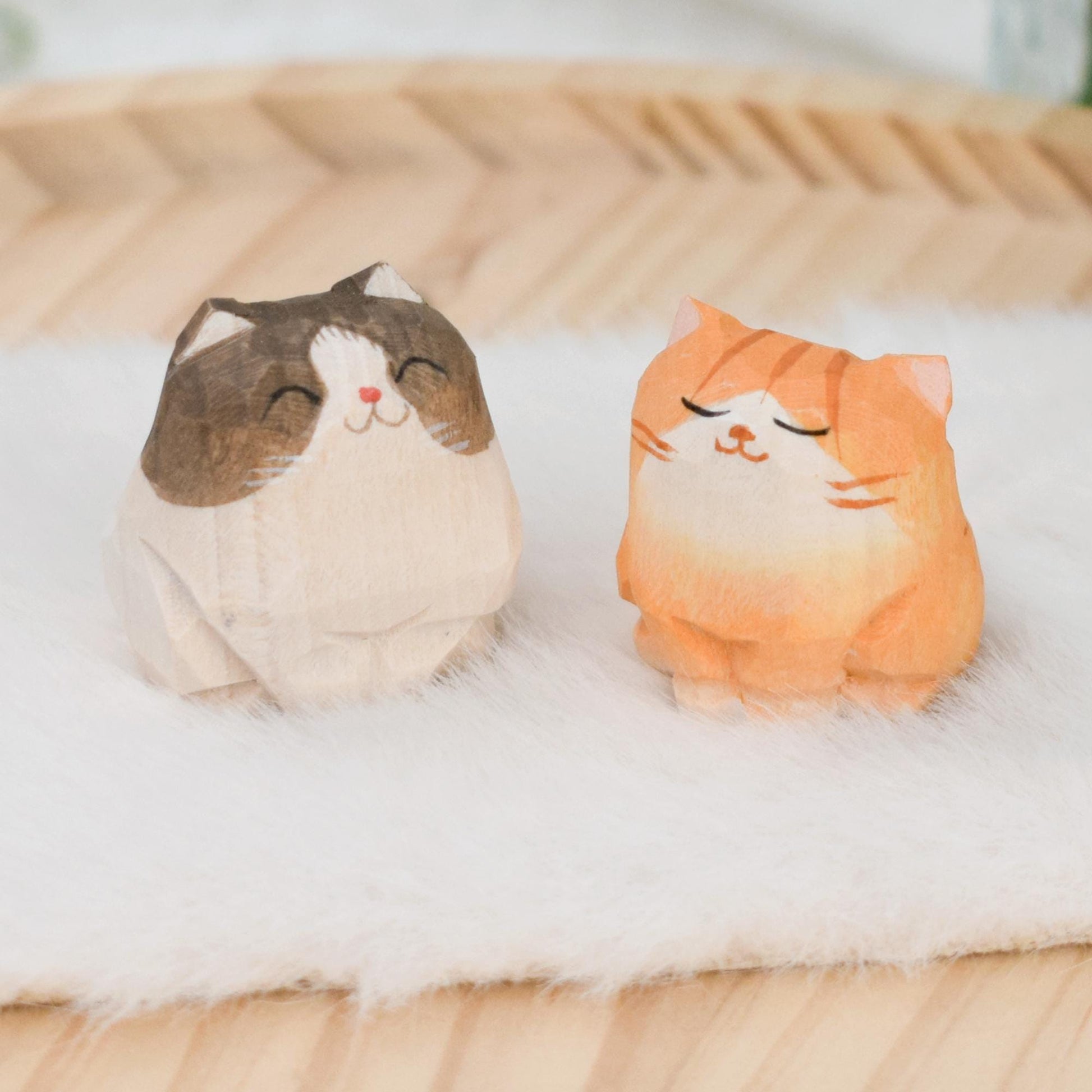 Handmade Wooden Puppy Figurine,Hand-Carved Wood Animal Figurines,Minimalist Dog Ornament,Home Decor,Birthday Gifts,Christmas Gifts