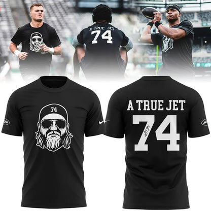 “A TRUE JET 74” T-shirt honoring Nick Mangold, legend of the New York Jets for fans.